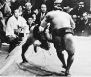 昭和44年3月春場所　大鵬×戸田 物言いがついた一番
